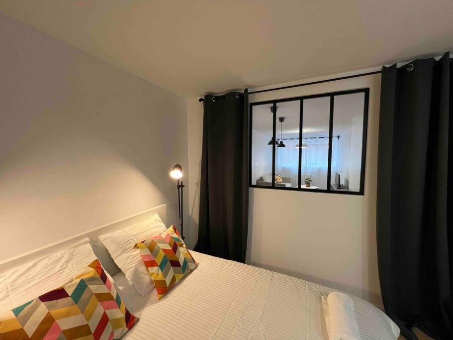 Designer - Centre Montereau Apartment Exterior photo