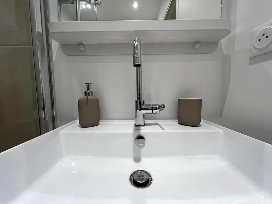 Designer - Centre Montereau Apartment Exterior photo